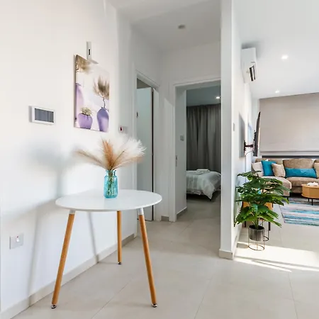 Blue Oasis Apartment Larnaca